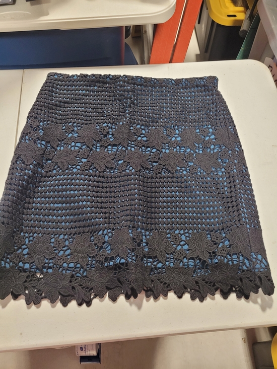 LOFT Dresses & Skirts - LOFT Black Crochet Floral Lace Mini Skirt